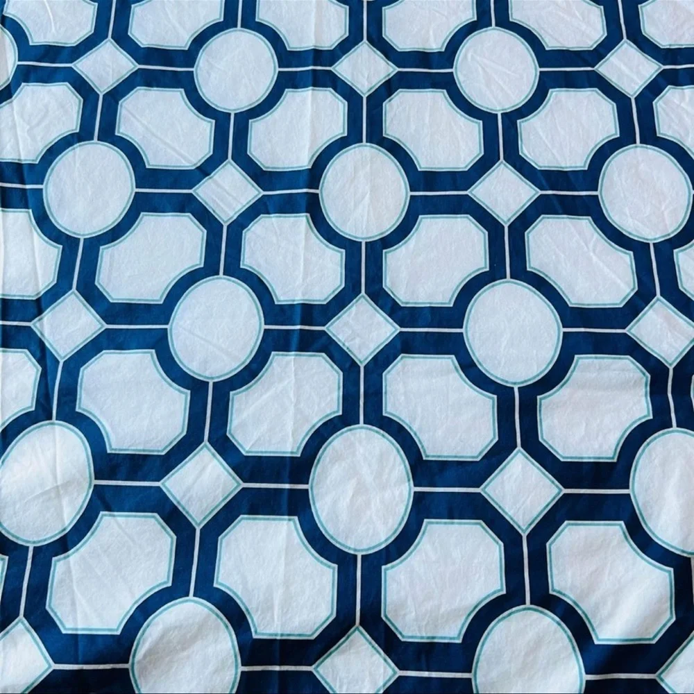 Pottery Barn Twin Duvet Cover.